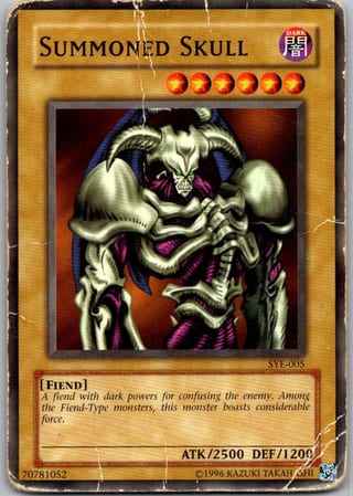 Front of Summoned Skull — Starter Deck: Yugi Evolution SYE-005 — Common — Unlimited — Damaged