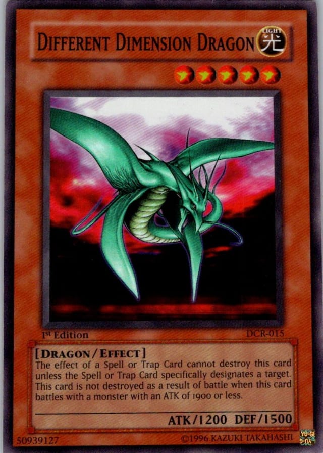 Different Dimension Dragon — Dark Crisis DCR-015 — Common — 1st Edition — front