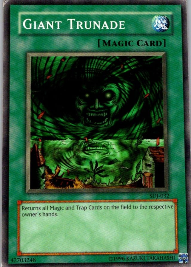 Giant Trunade — Starter Deck: Joey SDJ-032 — Common — Unlimited — front